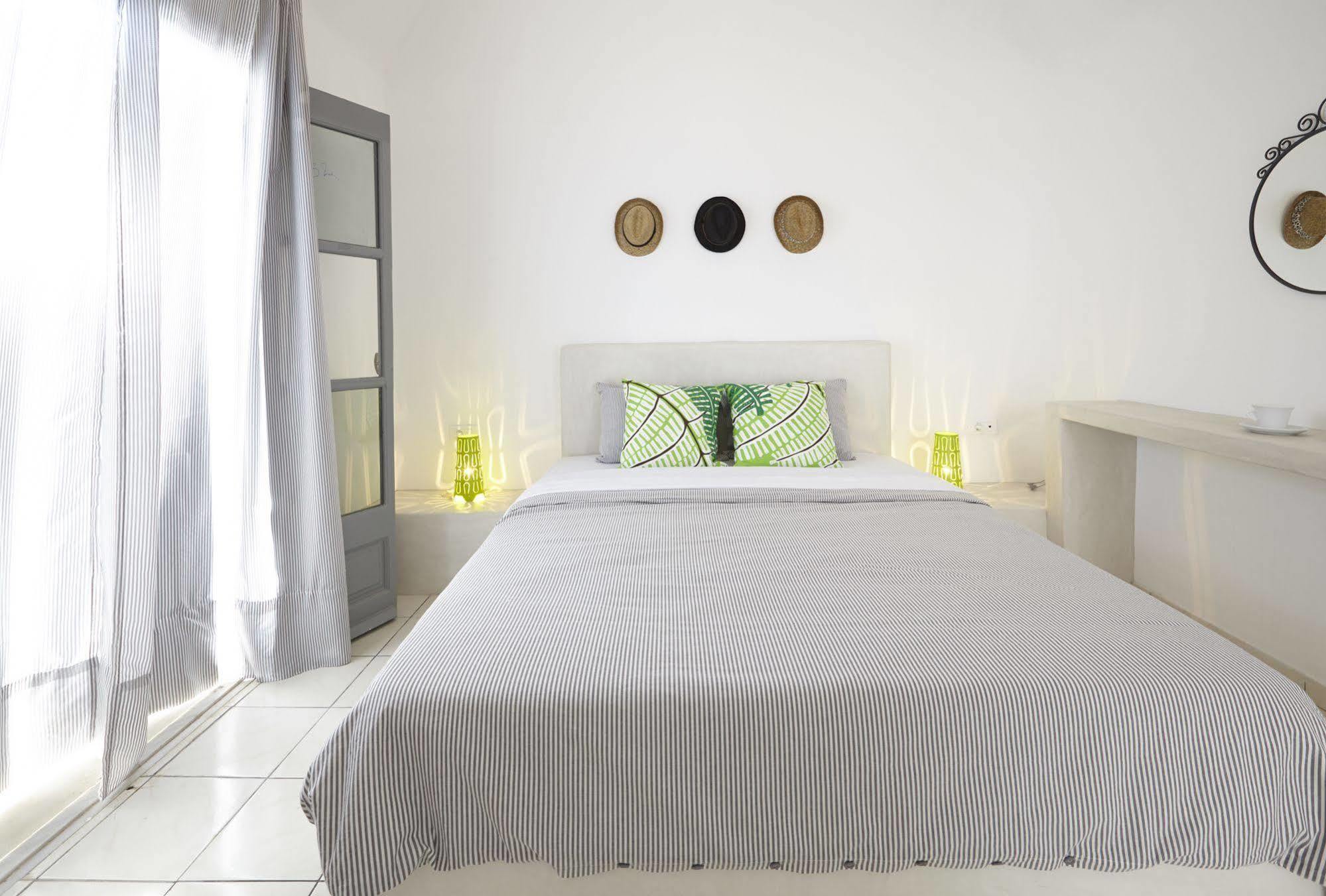 Fenix Hotel Perissa  Dış mekan fotoğraf